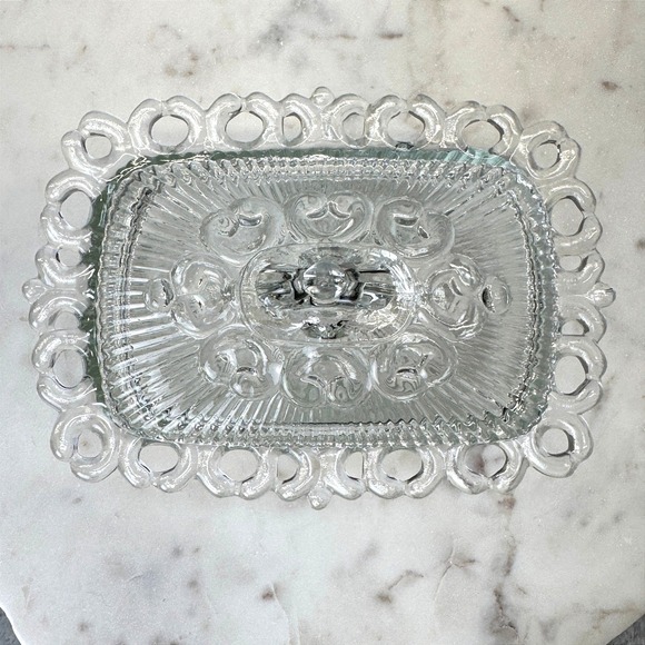 Vintage Clear Indiana Glass Lidded Candy Dish Lace Edge Heart Pedestal Compote - Picture 4 of 10